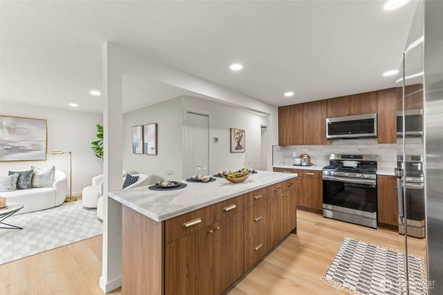 218 14TH Street SE, Auburn, WA 98002