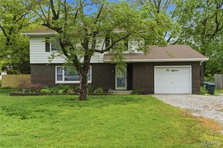 218 Richard Avenue, Dupo, IL 62239