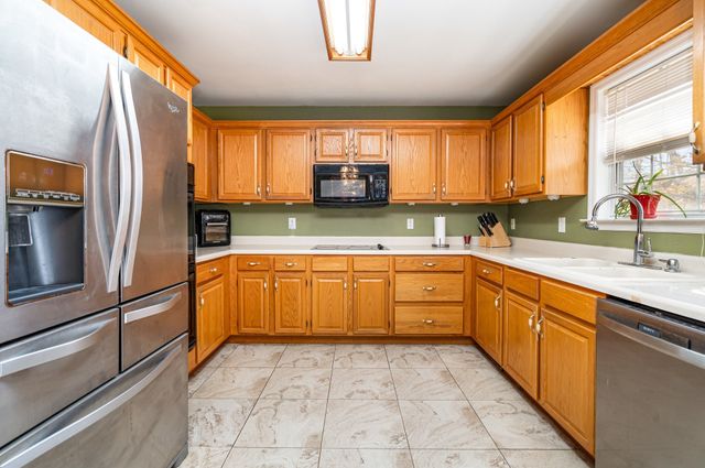 5221 Grand View Ln, Pleasant View, TN 37146