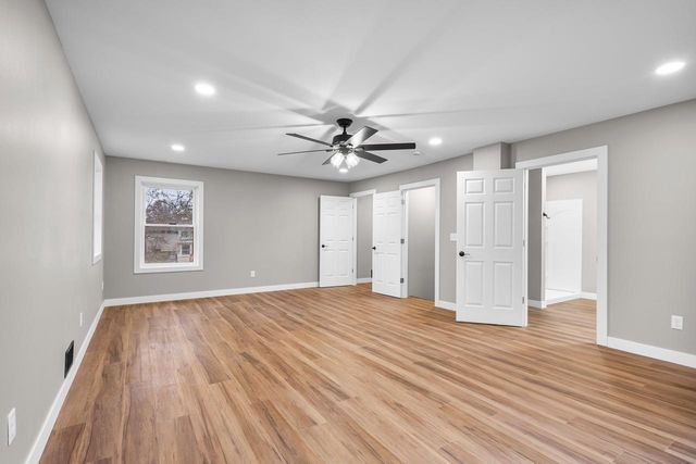 609 E Main Street, Stoughton, WI 53589