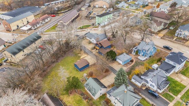 609 E Main Street, Stoughton, WI 53589