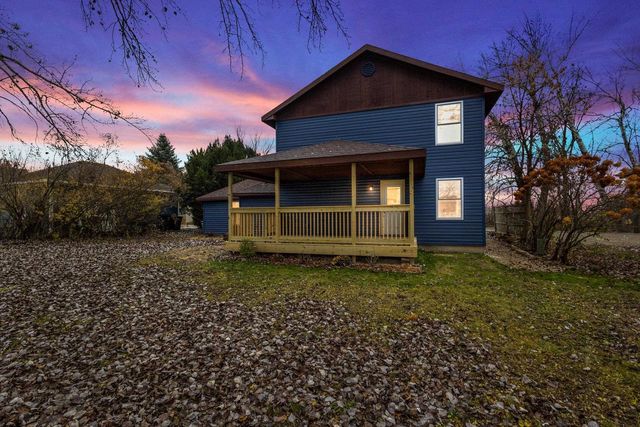 609 E Main Street, Stoughton, WI 53589