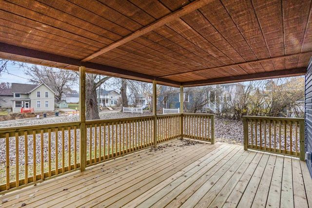 609 E Main Street, Stoughton, WI 53589