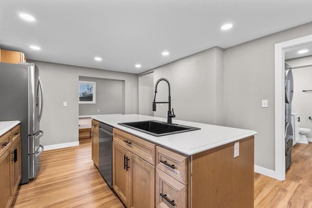 609 E Main Street, Stoughton, WI 53589