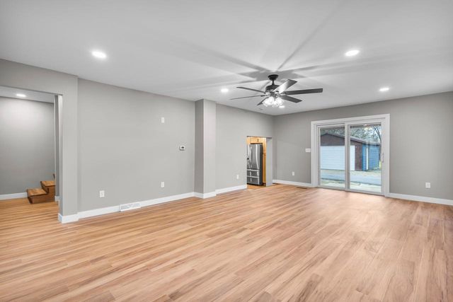 609 E Main Street, Stoughton, WI 53589