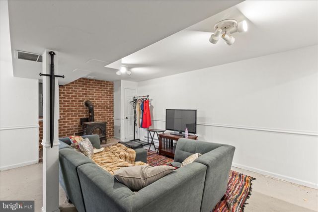 10399 HEDGEAPPLE BND, New Market, MD 21774