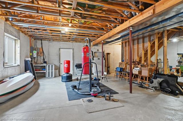 7755 Macedonia Lane, Northville, MI 48168