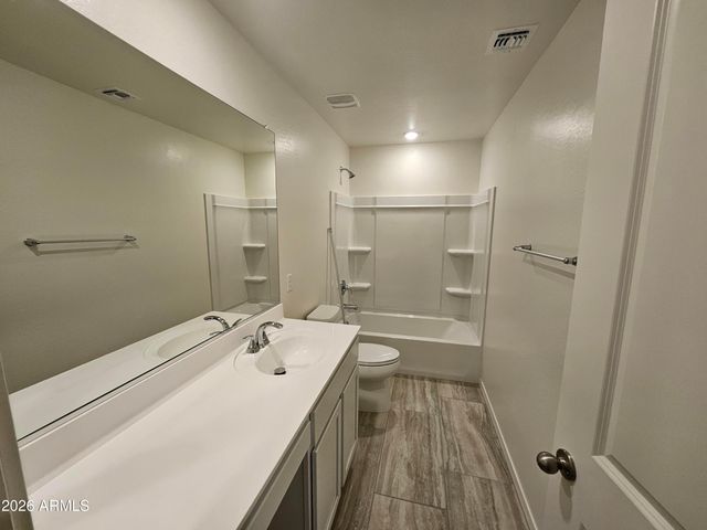 3010 E Augusta Avenue, Gilbert, AZ 85298