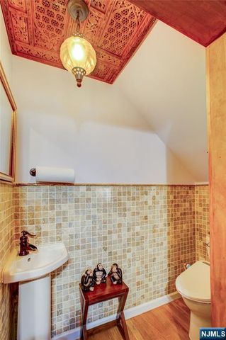 9017 Newkirk Avenue, North Bergen, NJ 07047