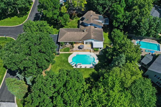 3000 California Avenue, Palatine, IL 60067