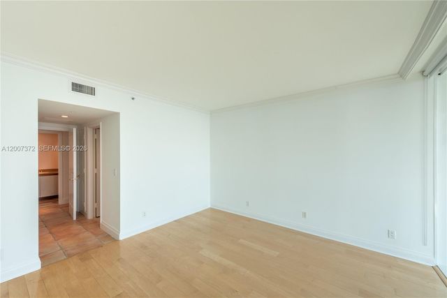1643 Brickell Ave 1103, Miami, FL 33129