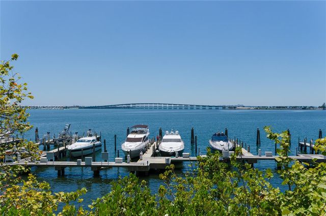 1643 Brickell Ave 1103, Miami, FL 33129