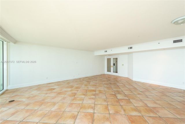 1643 Brickell Ave 1103, Miami, FL 33129