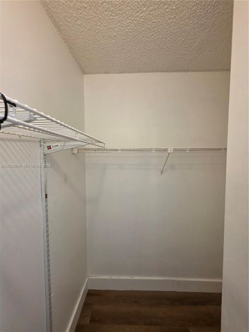 4374 NW 9th Ave 18-3C, Deerfield Beach, FL 33064