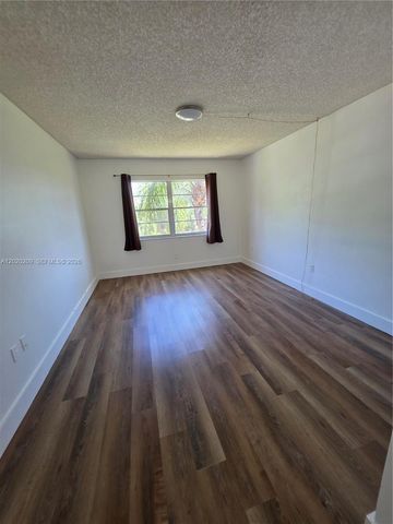 4374 NW 9th Ave 18-3C, Deerfield Beach, FL 33064