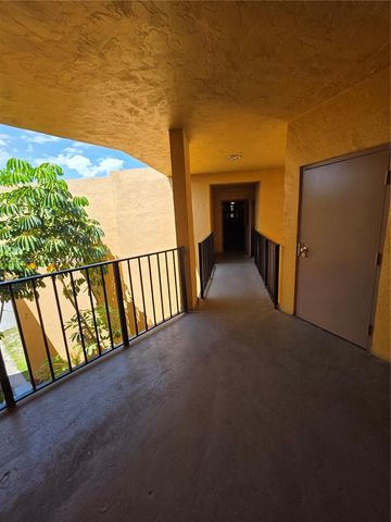4374 NW 9th Ave 18-3C, Deerfield Beach, FL 33064