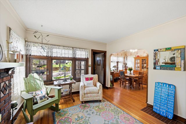 3257 Hayes Street NE, Minneapolis, MN 55418