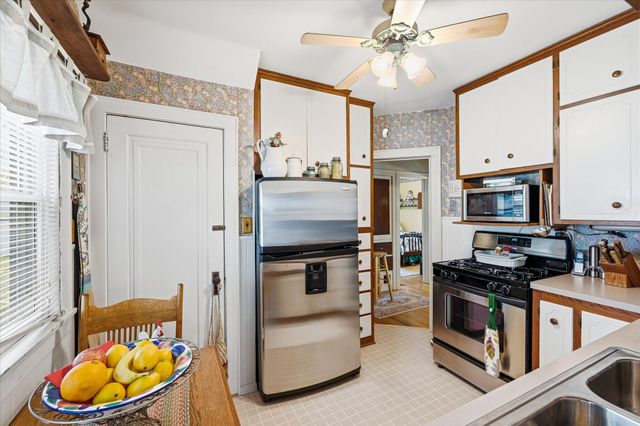 3257 Hayes Street NE, Minneapolis, MN 55418