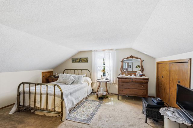 3257 Hayes Street NE, Minneapolis, MN 55418