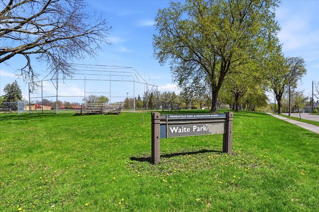 3257 Hayes Street NE, Minneapolis, MN 55418