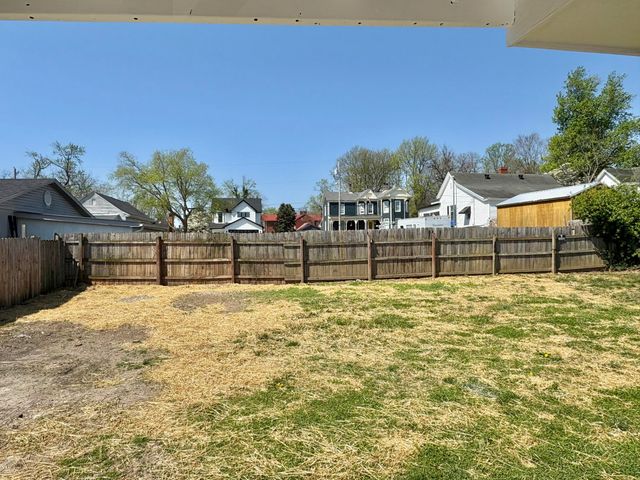 116 N Queen Street, Mt Sterling, KY 40353
