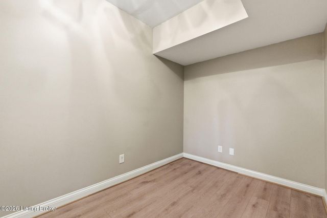 750 Zorn Ave 56, Louisville, KY 40206