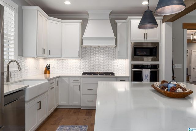 1760 COATES PASS, Hoover, AL 35244