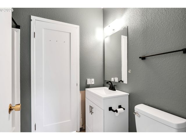13216 Ne 59TH St 24, Vancouver, WA 98682