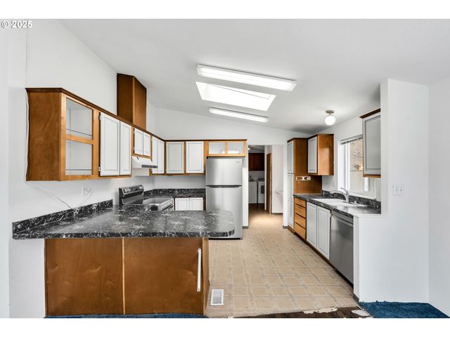 13216 Ne 59TH St 24, Vancouver, WA 98682