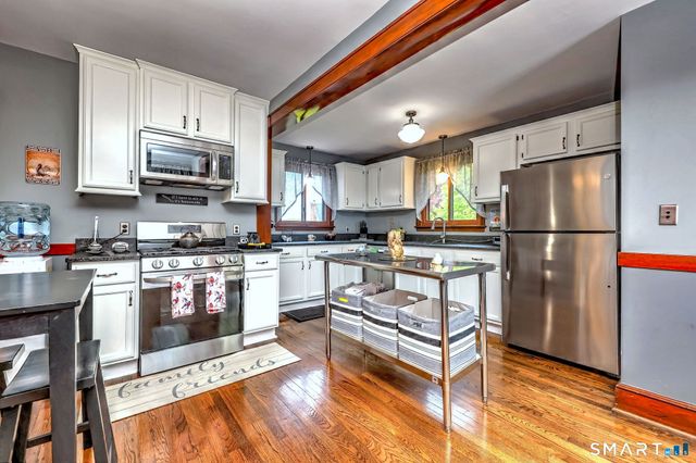104 Grove Street, Naugatuck, CT 06770