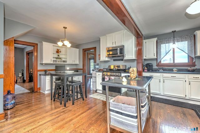 104 Grove Street, Naugatuck, CT 06770