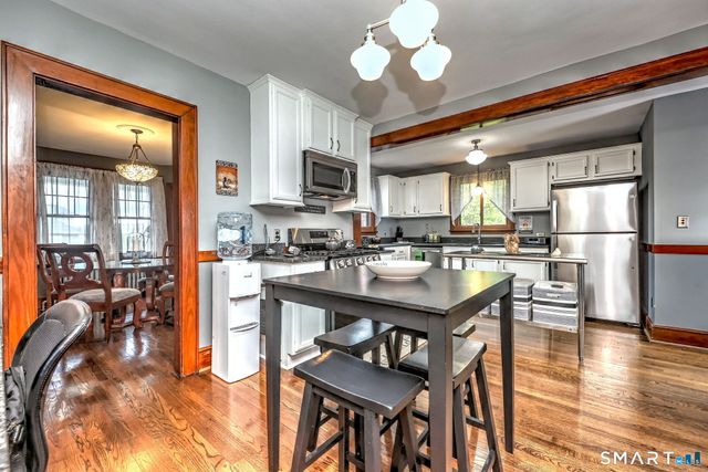 104 Grove Street, Naugatuck, CT 06770