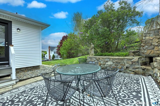 104 Grove Street, Naugatuck, CT 06770