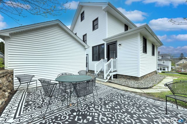 104 Grove Street, Naugatuck, CT 06770