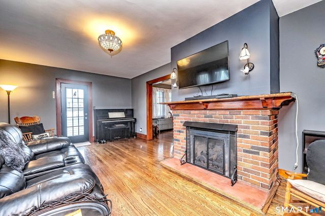 104 Grove Street, Naugatuck, CT 06770