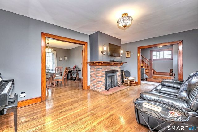 104 Grove Street, Naugatuck, CT 06770