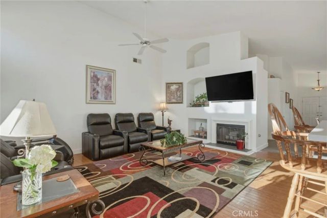 23993 Via Madrid, Murrieta, CA 92562