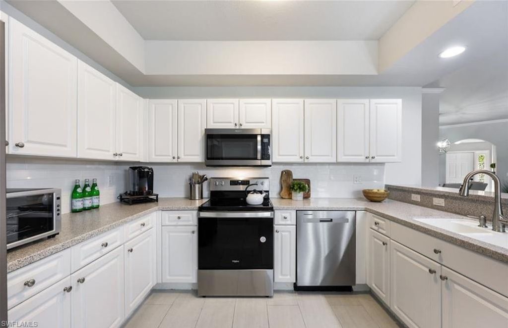 11842 Bayport Lane 2102, FORT MYERS, FL 33908 — photo 3