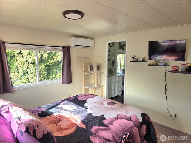 2397 Nightingale Lane, Kelso, WA 98626