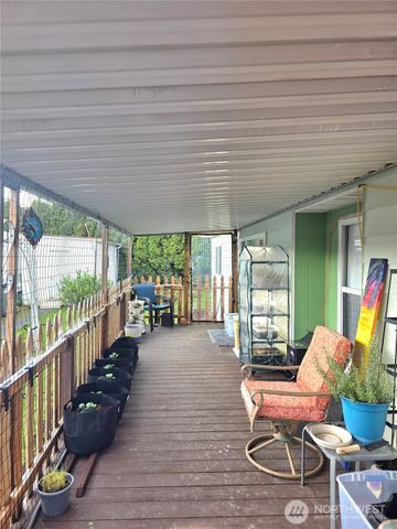 2397 Nightingale Lane, Kelso, WA 98626