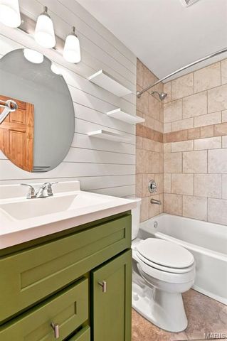 2002 Janiculum Drive, Fenton, MO 63026