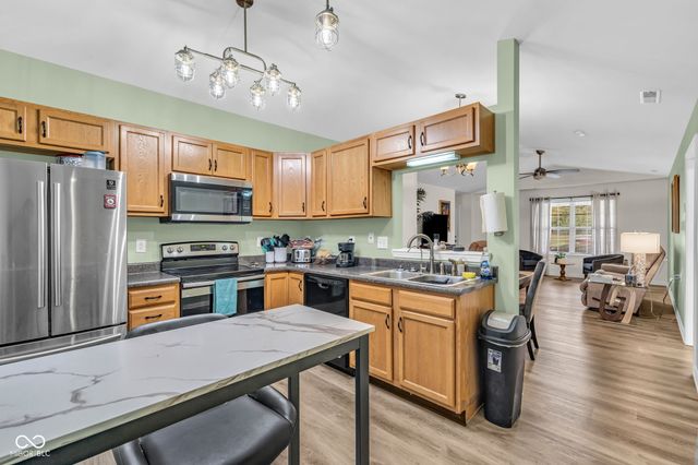 10811 Cape Coral Lane, Indianapolis, IN 46229
