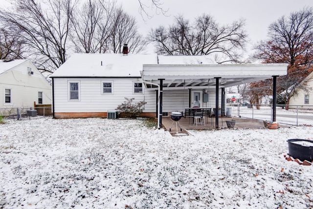 2157 W Phelps Street, Springfield, MO 65802