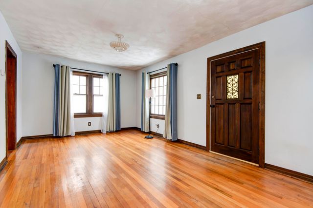 2157 W Phelps Street, Springfield, MO 65802