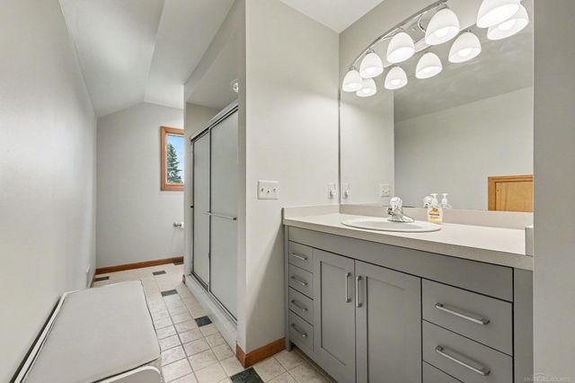 3189 Huntington Circle, Washington Twp, MI 48094