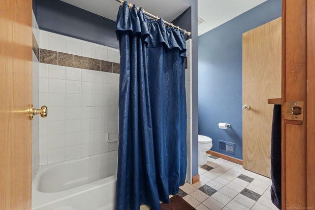 3189 Huntington Circle, Washington Twp, MI 48094