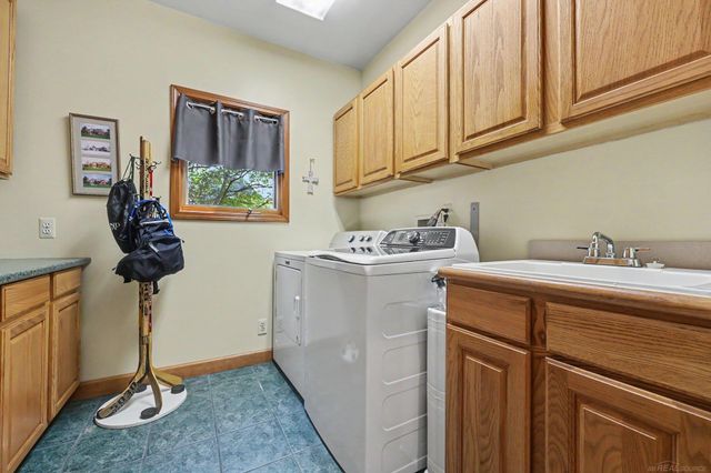 3189 Huntington Circle, Washington Twp, MI 48094
