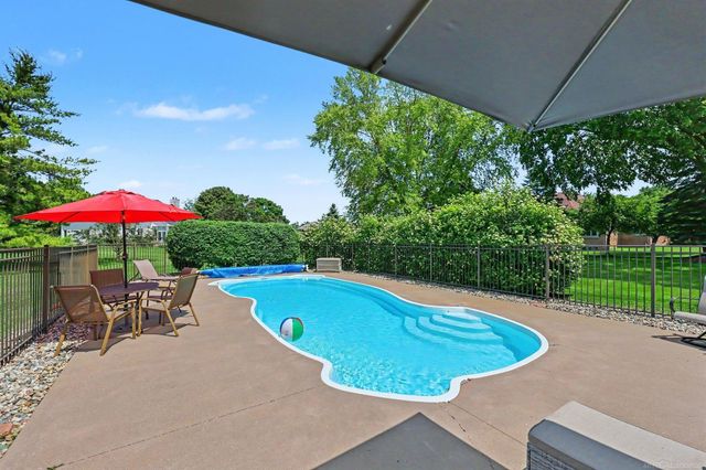 3189 Huntington Circle, Washington Twp, MI 48094