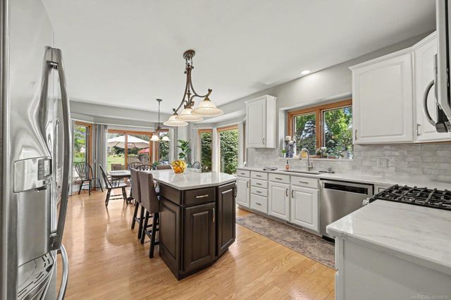 3189 Huntington Circle, Washington Twp, MI 48094