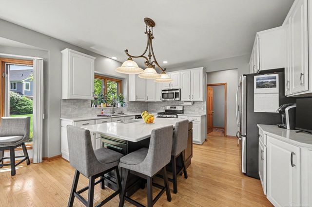 3189 Huntington Circle, Washington Twp, MI 48094